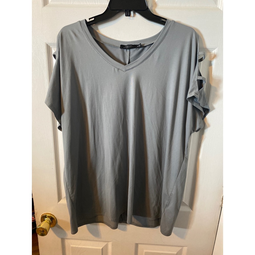 Ransom Collection Gray Cold Shoulder V-Neck TopPlus Size 2X Strappy Short Sleeve